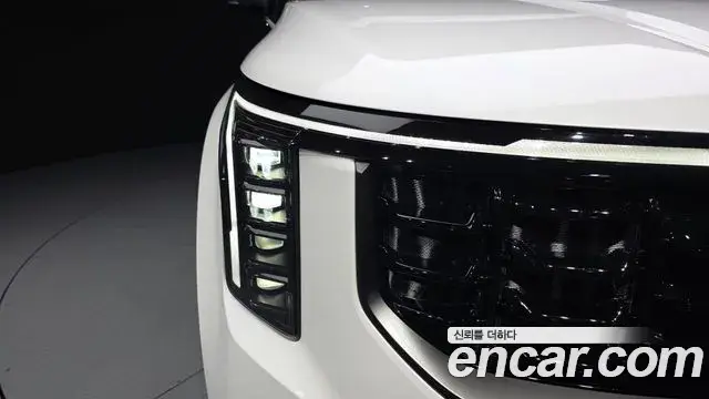 Kia Carnival 2025 — ფოტო 7/39