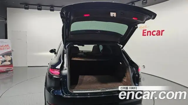 Porsche Cayenne 2019 — ფოტო 5/32