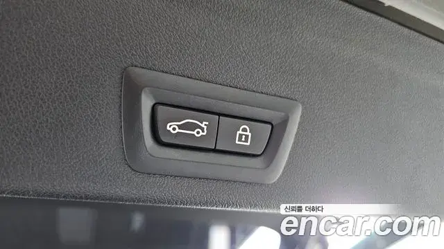 BMW X6 2021 — Photo 15/31