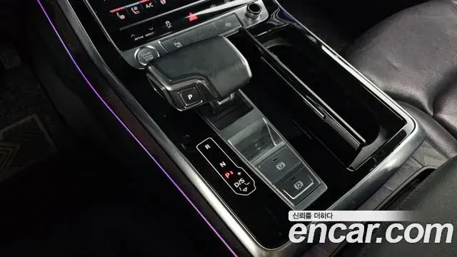 Audi Q7 2020 — Фото 9/20