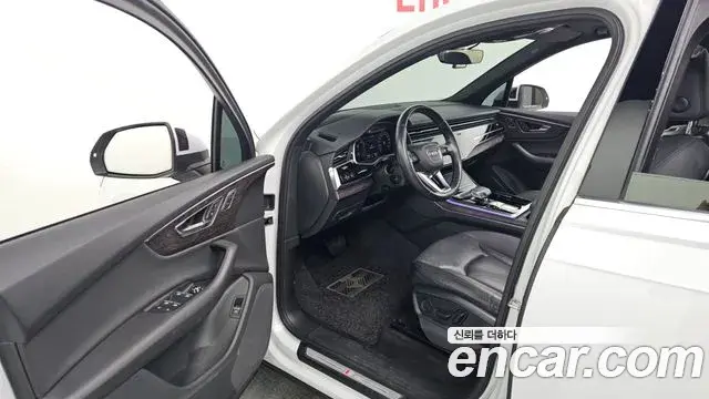 Audi Q7 2020 — Фото 10/20