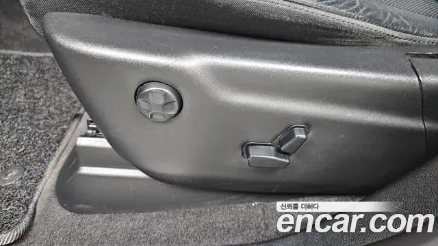 Jeep Grand Cherokee 2019 — Photo 7/31