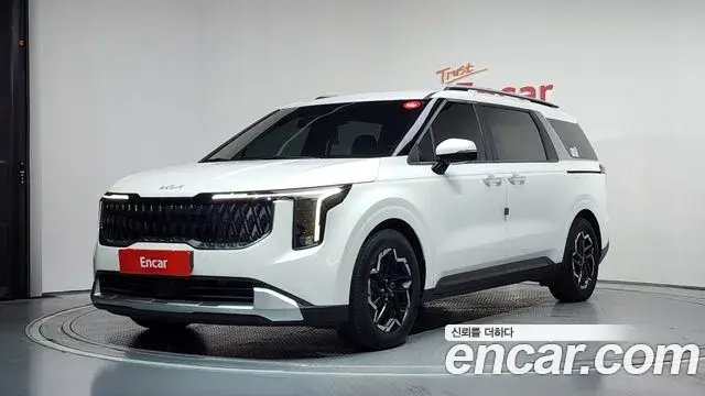 Kia Carnival 2024 — Şəkil 12/30