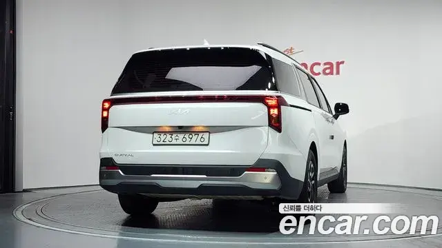 Kia Carnival 2024 — Şəkil 24/30