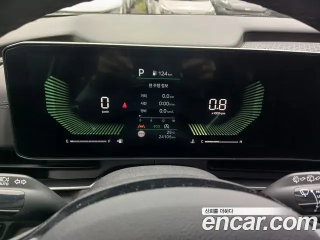 Kia Carnival 2024 — Şəkil 20/30