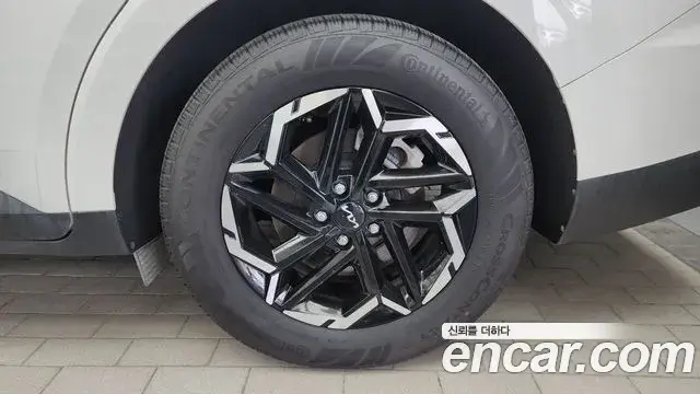 Kia Carnival 2024 — Şəkil 15/30