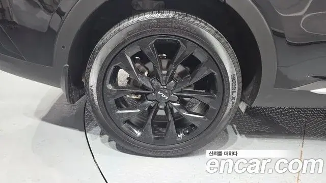 Kia Sorento 2022 — Фото 5/20