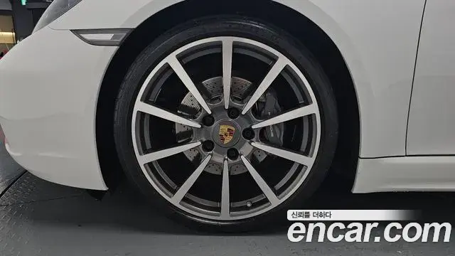 Porsche 718 Boxster 2019 — Şəkil 13/33