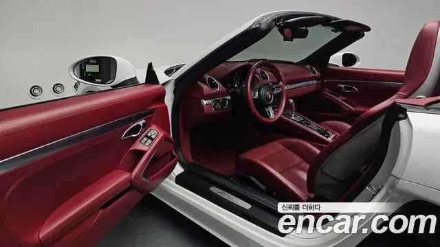 Porsche 718 Boxster 2019 — Şəkil 17/33