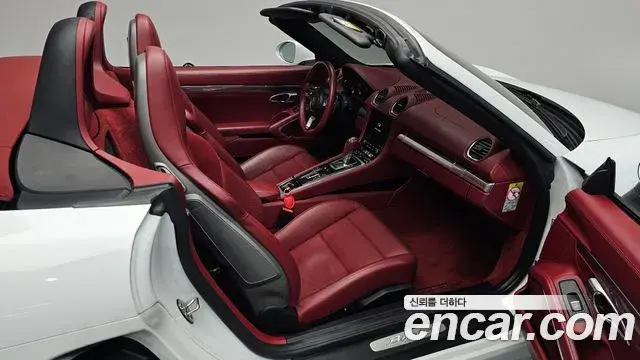 Porsche 718 Boxster 2019 — Şəkil 29/33