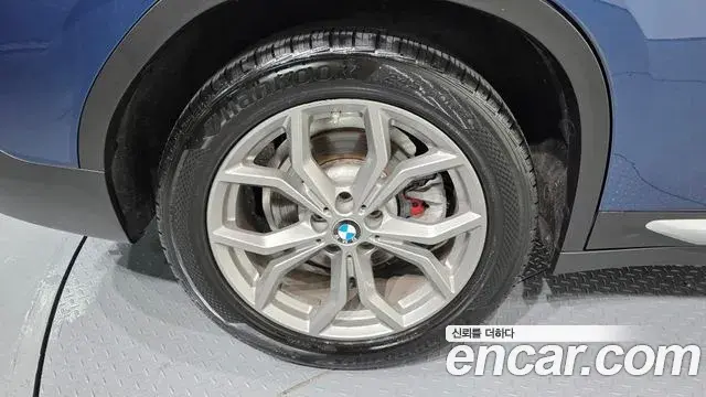 BMW X4 2020 — Şəkil 19/33