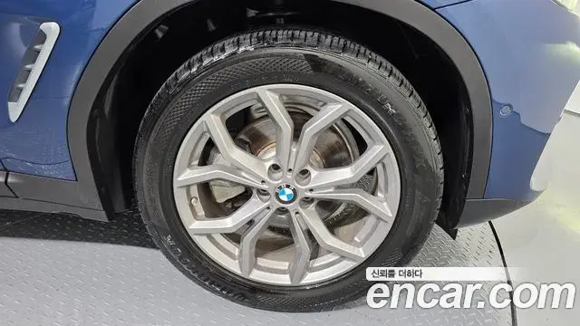 BMW X4 2020 — Şəkil 23/33