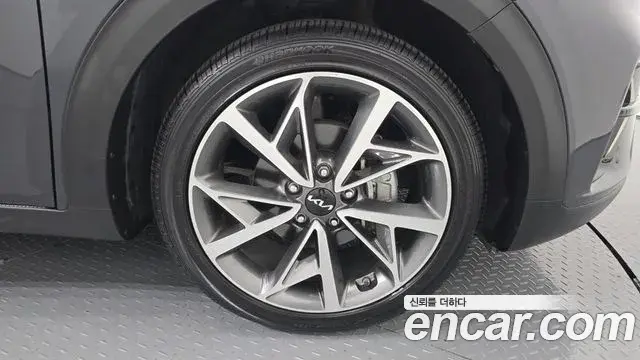 Kia Niro 2019 — ფოტო 6/30