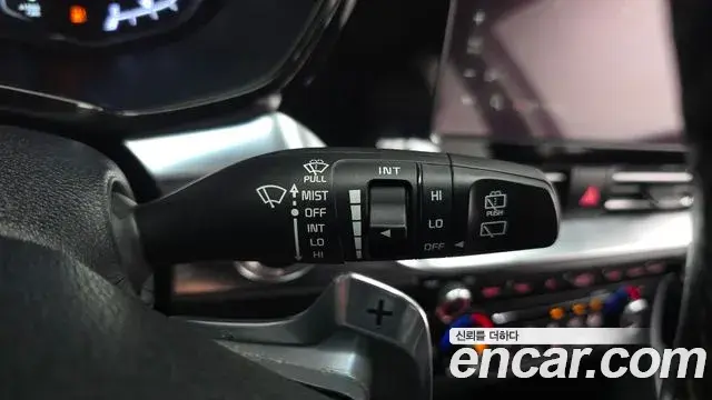 Kia Niro 2019 — ფოტო 17/30