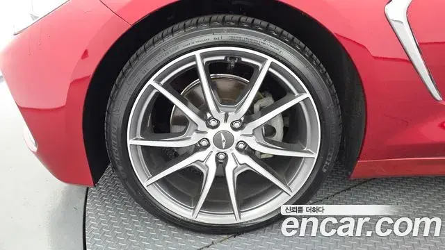 Genesis G70 2020 — Şəkil 13/20