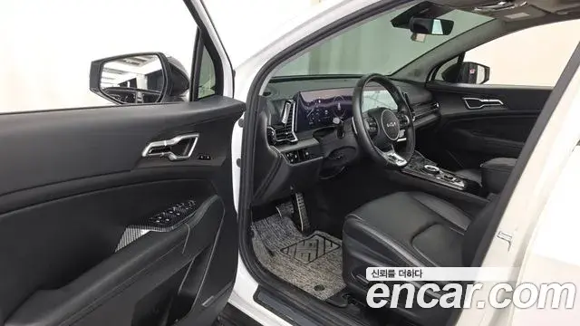 Kia Sportage 2022 — Şəkil 28/33