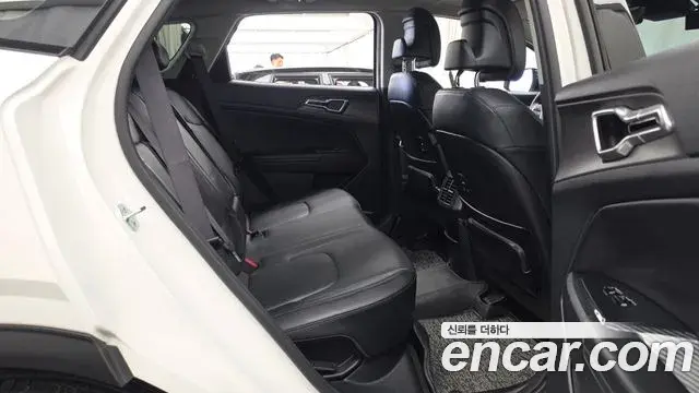 Kia Sportage 2022 — Şəkil 32/33