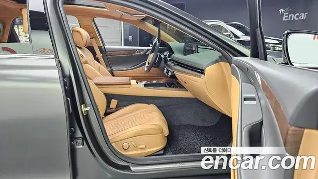 Genesis G80 2023 — Photo 25/30