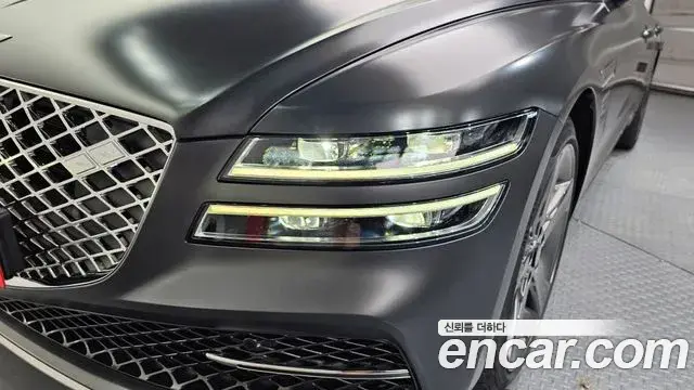 Genesis G80 2023 — Photo 14/30
