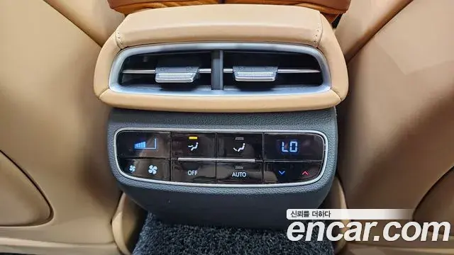 Genesis G80 2023 — Photo 1/30