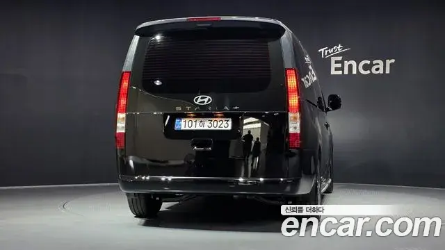 Hyundai Staria 2026 — Şəkil 10/20