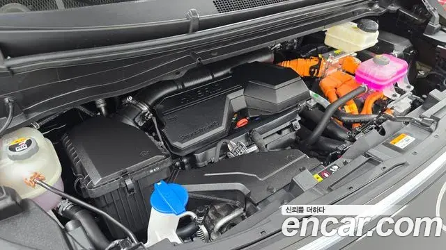 Hyundai Staria 2026 — Şəkil 17/20