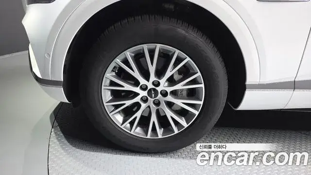 Genesis GV80 2025 — Photo 14/34