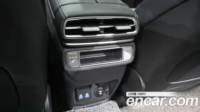 Genesis GV80 2025 — Photo 19/34
