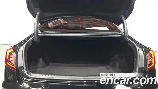 Hyundai Sonata 2019 — Фото 20/20