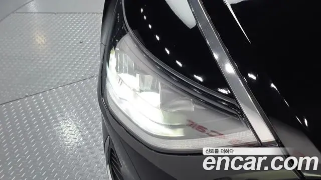 Hyundai Sonata Hybrid 2019 — Şəkil 12/33