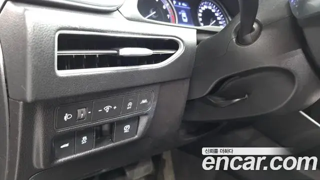 Hyundai Sonata Hybrid 2019 — Şəkil 24/33