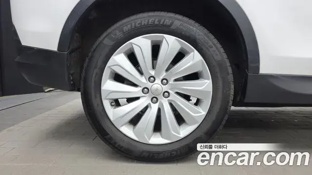 Land Rover Discovery Sport 2020 — ფოტო 11/20