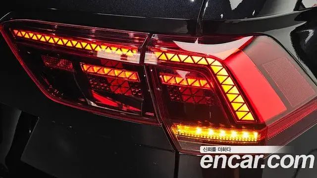 Volkswagen Tiguan Allspace 2020 — Şəkil 8/31