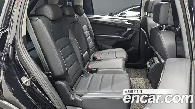 Volkswagen Tiguan Allspace 2020 — Şəkil 30/31