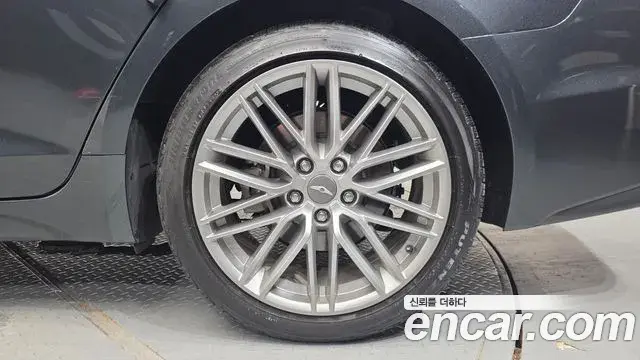 Genesis G70 2019 — Şəkil 27/31