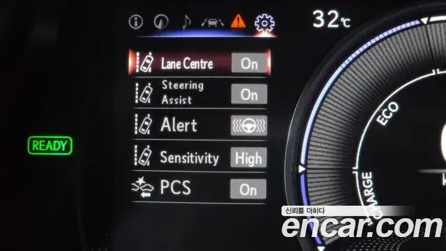 Lexus ES300h 2021 — ფოტო 12/20