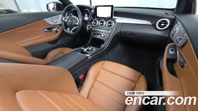 Mercedes-Benz C-Class 2018 — Şəkil 9/33