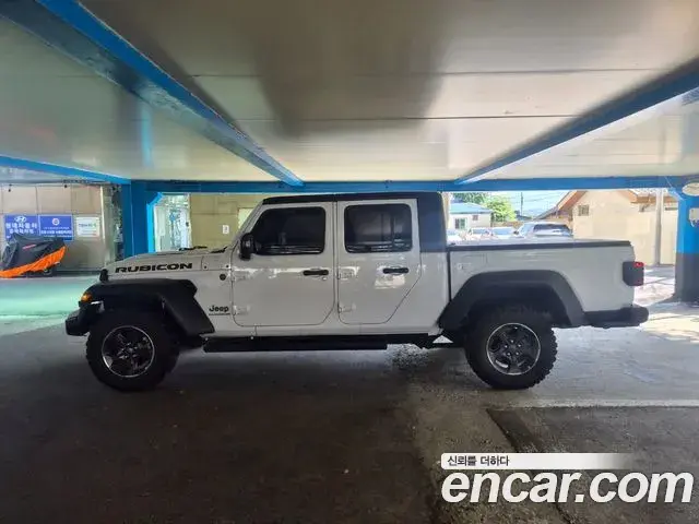 Jeep Gladiator 2022 — ფოტო 9/10