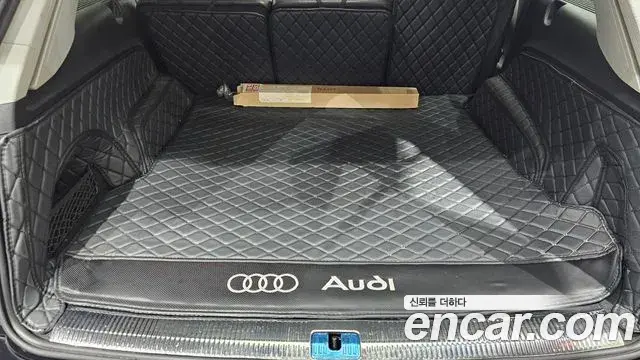 Audi Q7 2019 — Şəkil 2/31