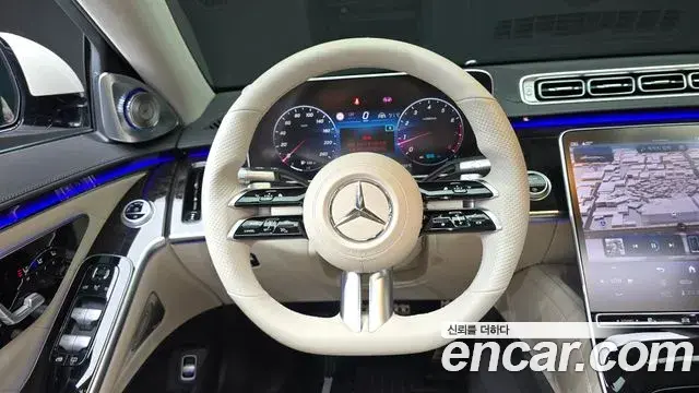 Mercedes-Benz S-Class 2021 — Photo 11/20