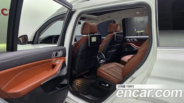 BMW X7 2021 — Şəkil 3/39