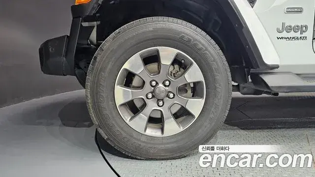 Jeep Wrangler 2019 — Photo 15/31