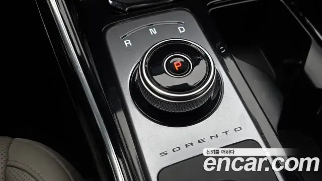 Kia Sorento 2022 — Фото 9/20