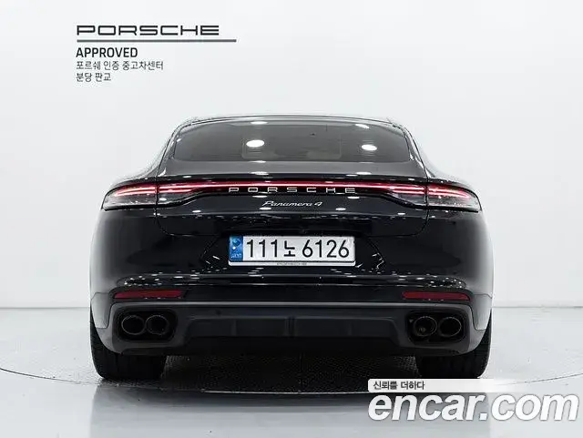 Porsche Panamera 2023 — ფოტო 11/20