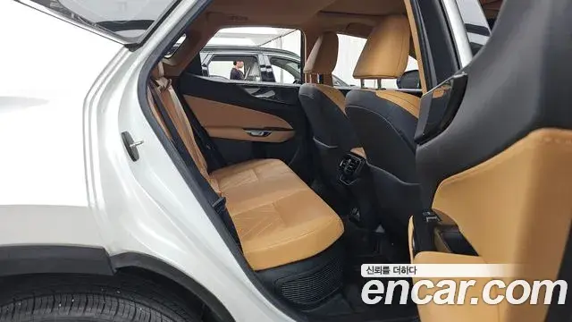 Lexus NX350h 2023 — Фото 12/20
