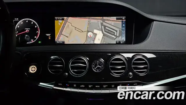 Mercedes-Benz S-Class 2018 — Photo 20/20