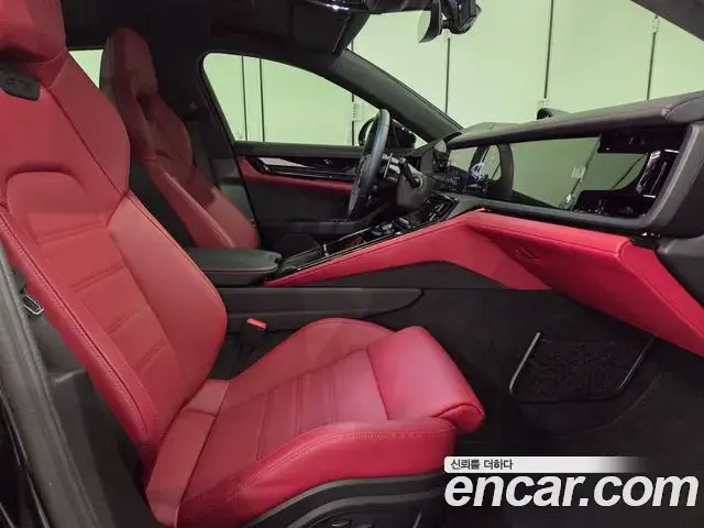 Porsche Panamera 2025 — Photo 2/20