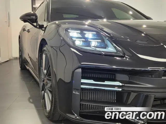 Porsche Panamera 2025 — Photo 18/20