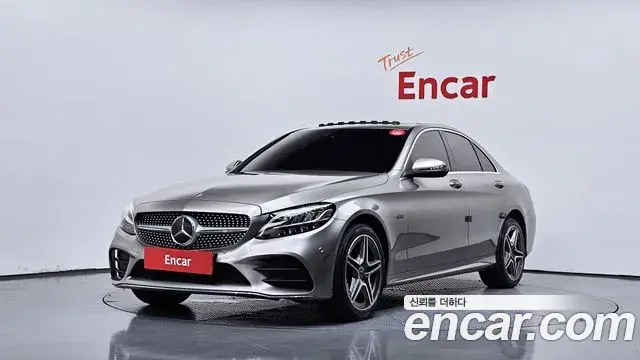 Mercedes-Benz C-Class 2020 — Фото 1/20