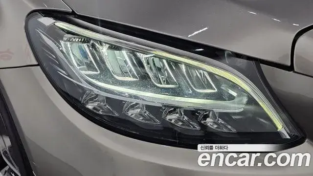 Mercedes-Benz C-Class 2020 — ფოტო 23/35